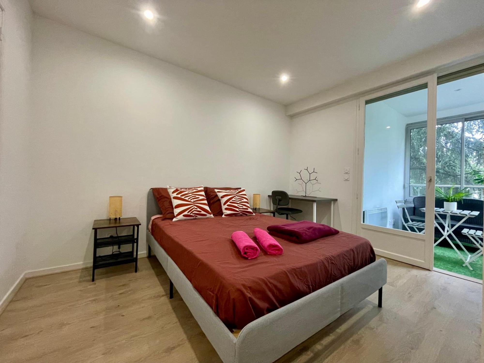 Bngo I Le Spacieux I 3 Chambres, 2 Salles De Bain, Parking Prive Gratuit, 8 Personnes, Vieux Lyon Hypercentre Exterior foto